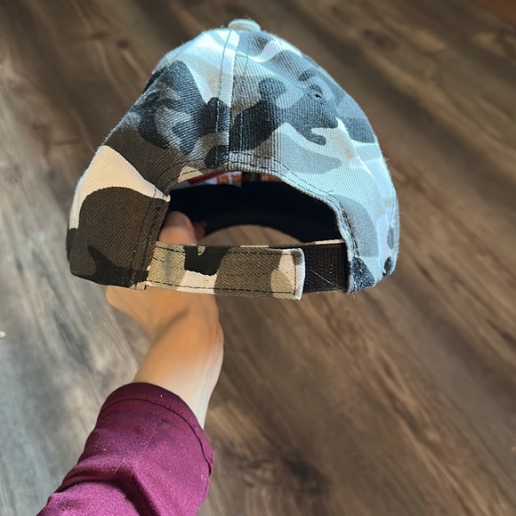 NEW Fishweiser Camo Hat! - Picture 3 of 5